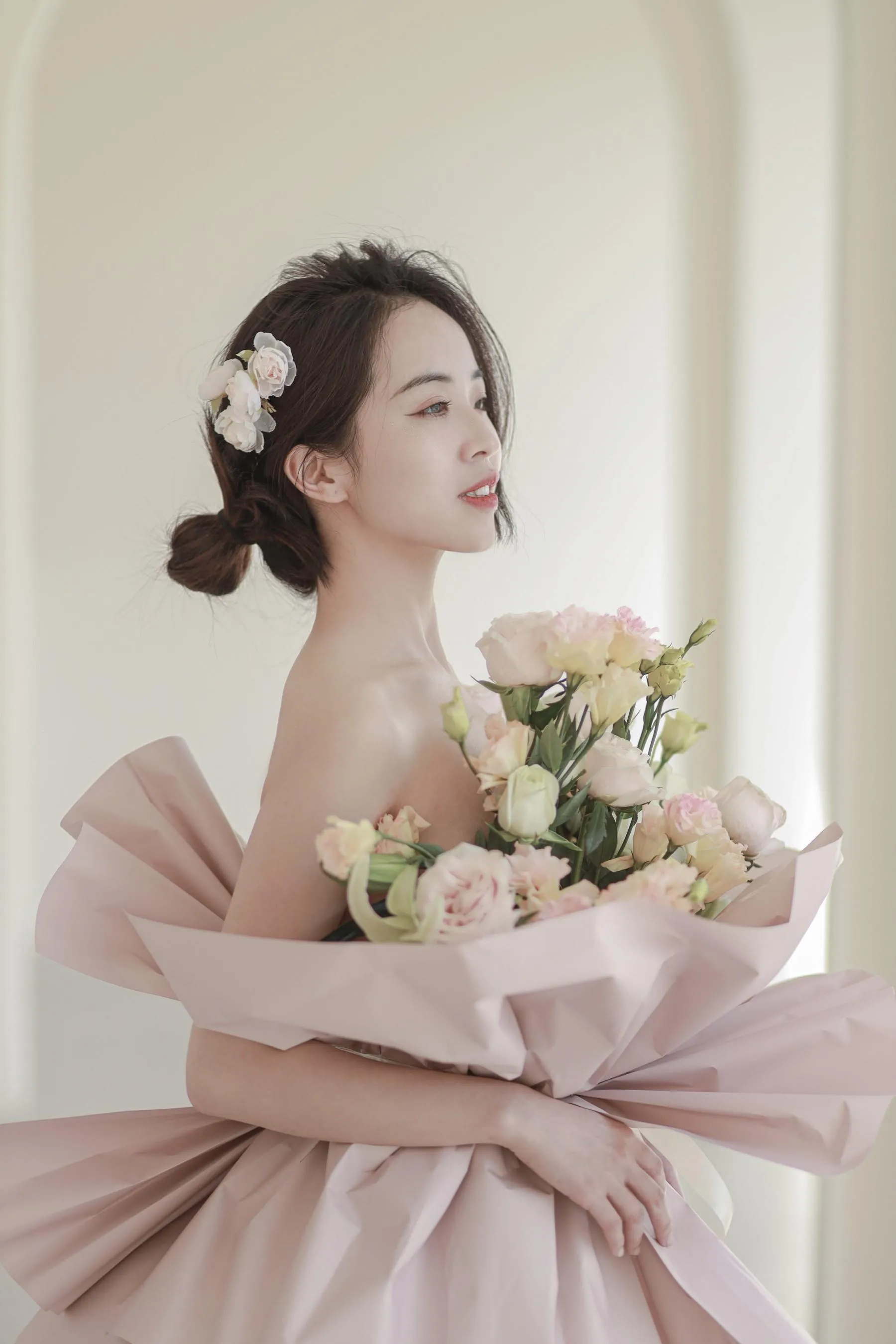 [艺图语] 2022.07.02 花与少女 小朱 [36P]插图1